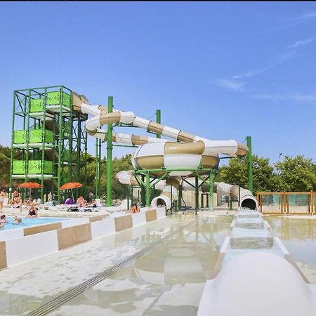 Mobil-Home 6 Personnes - Camping La Falaise 4* / Piscine / Club Enfants / Spa / Restaurant / Animations Нарбонна Экстерьер фото
